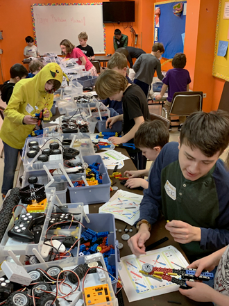 RoboThink camp group photo